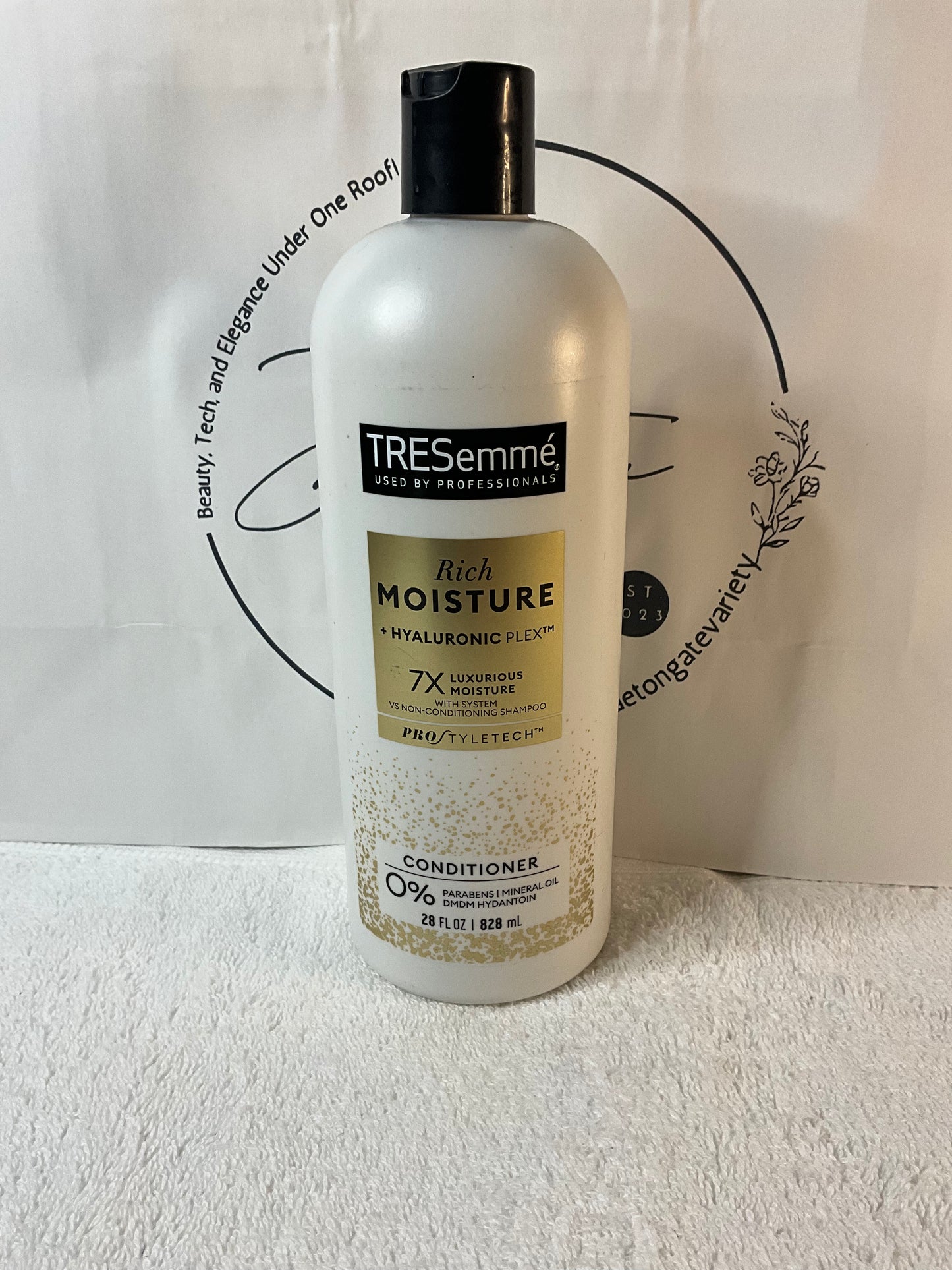 TreSemmé Shampoo/Conditioner, 828ml