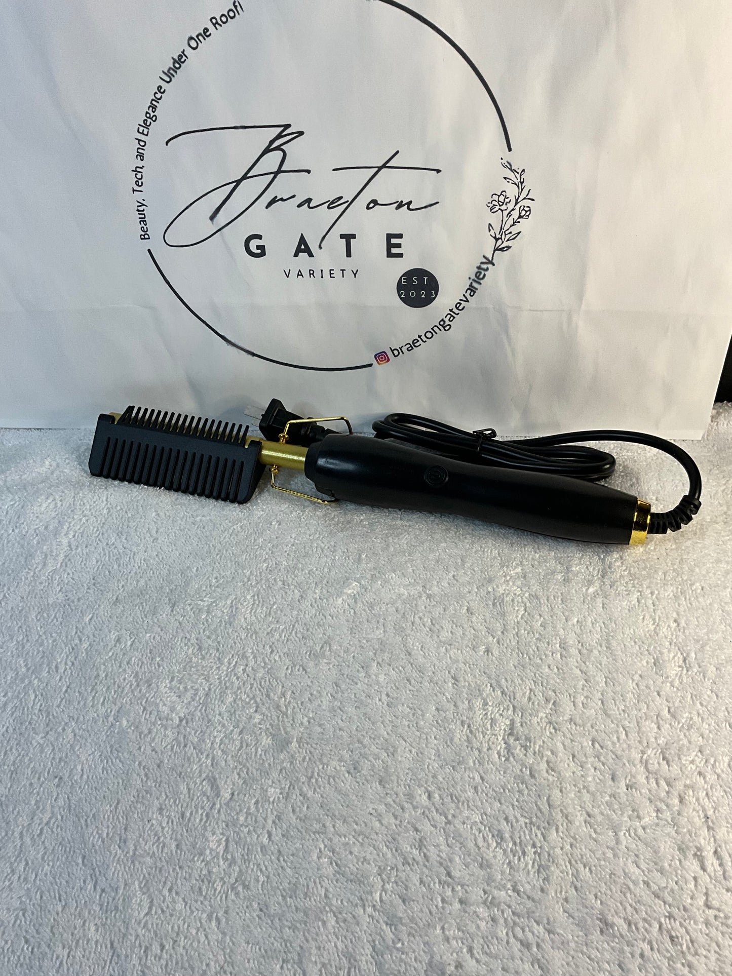 D World Hair Press Styling Comb