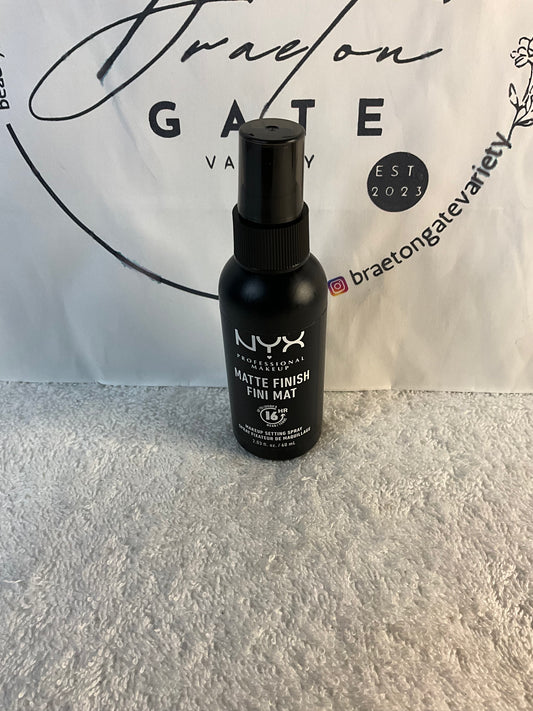 NYX Matte Finish Setting Spray